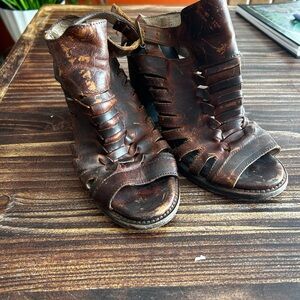 Freebird Bongo Sandals